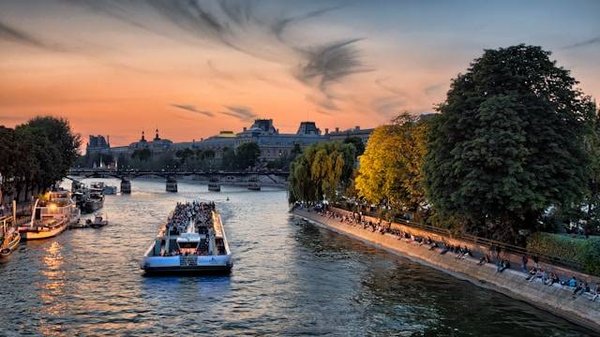 Découvrez les joyaux de la seine en croisière à paris
